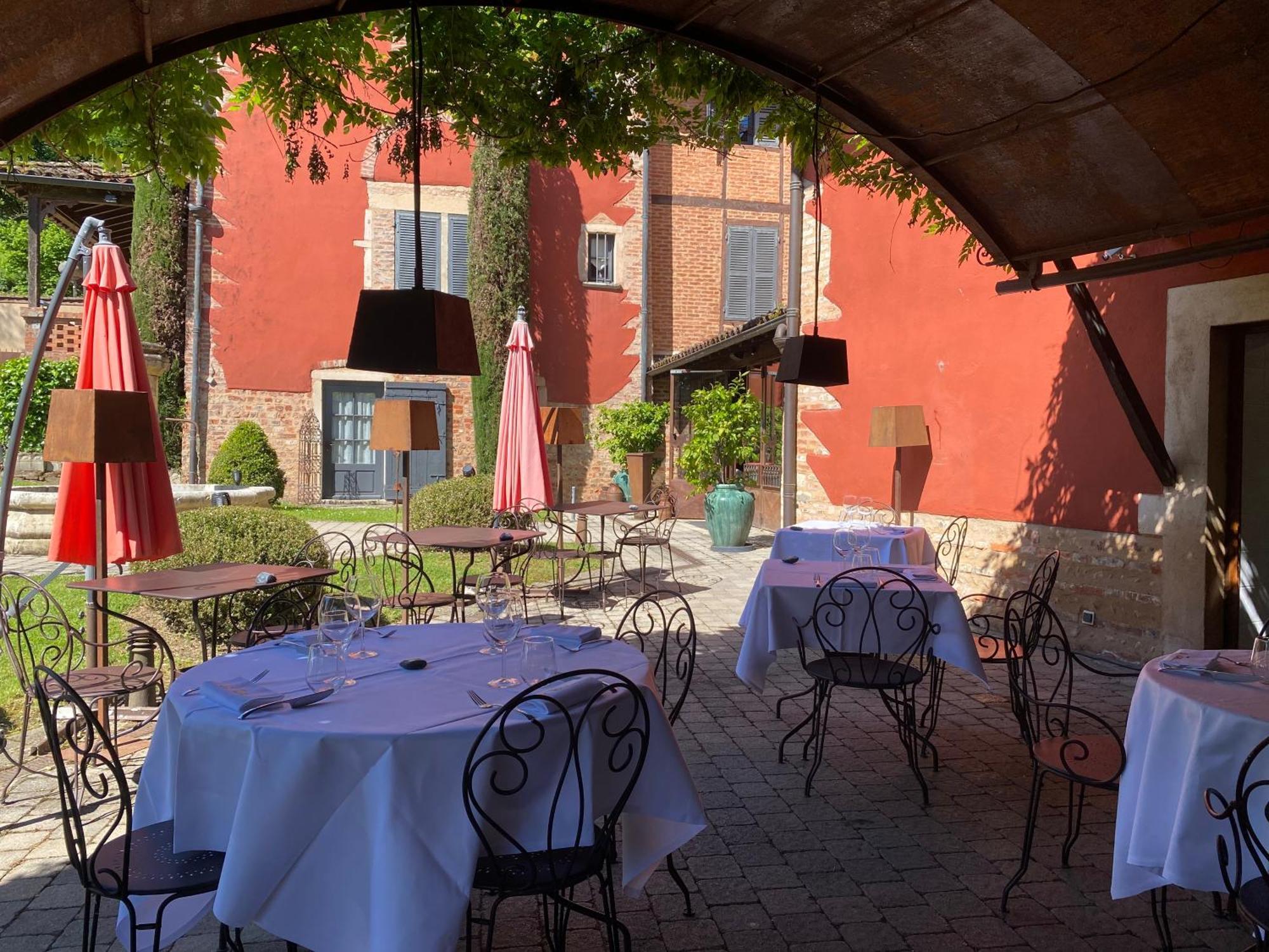 Les Jardins De La Tour Hotel Châtillon-sur-Chalaronne Eksteriør billede