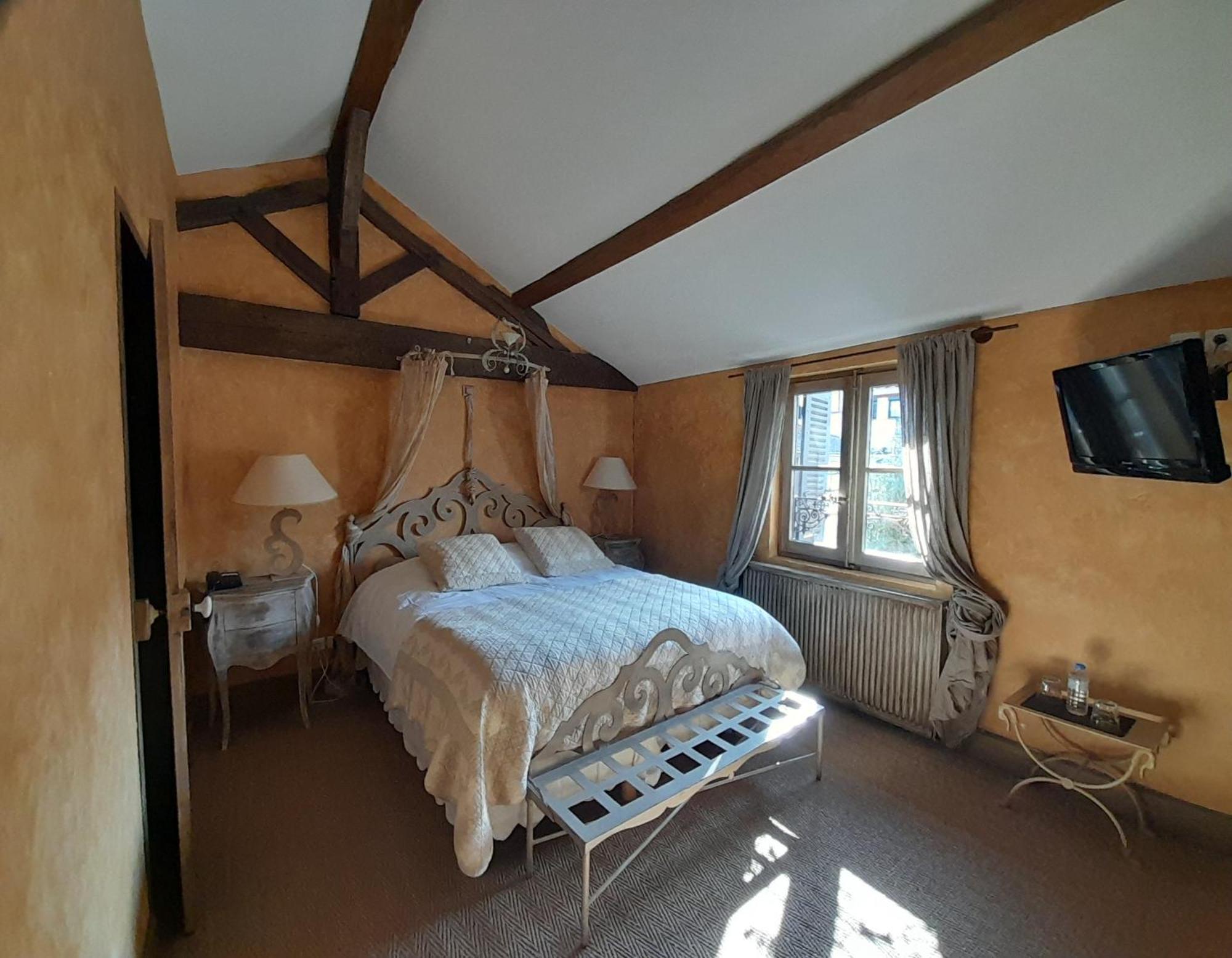 Les Jardins De La Tour Hotel Châtillon-sur-Chalaronne Eksteriør billede